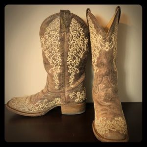 Corral “wedding boot”